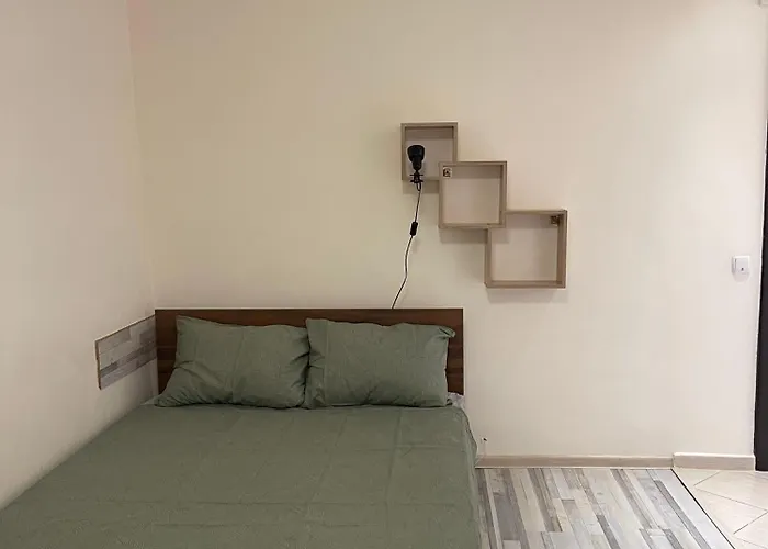 Mila 5 * ブルガス